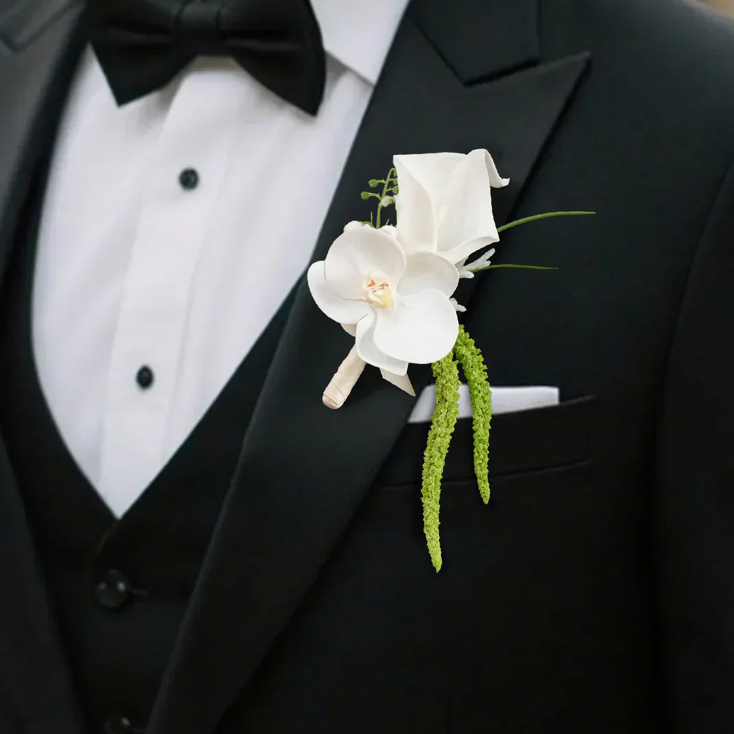Boutonnieres 101: Key Tips for Weddings