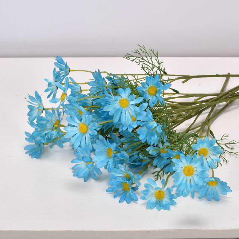 Artificial daisy material for florists