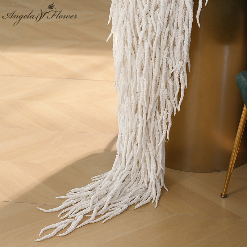 Frost White Hanging Amaranthus