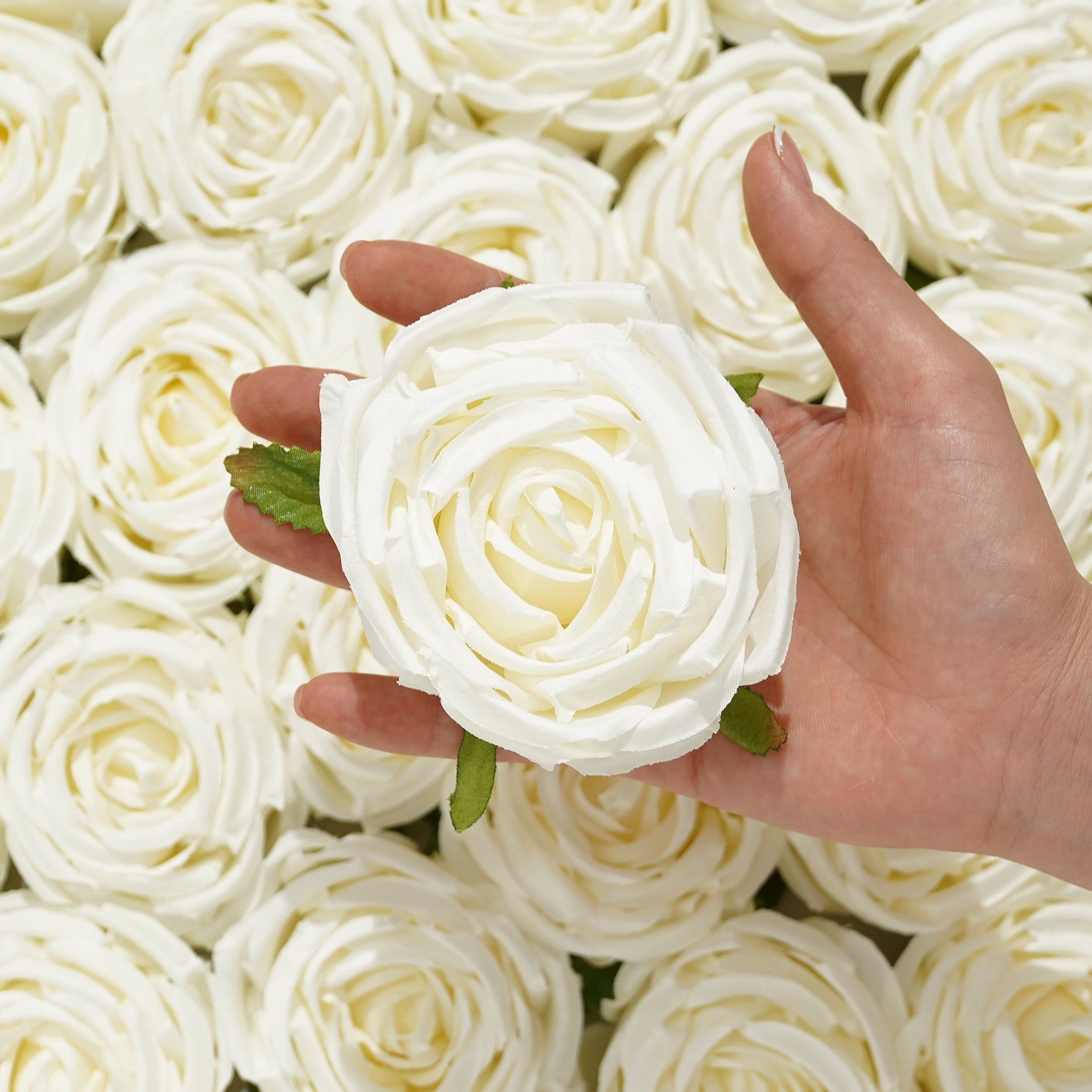 wedding-floral-arrangement-rose-head-supply