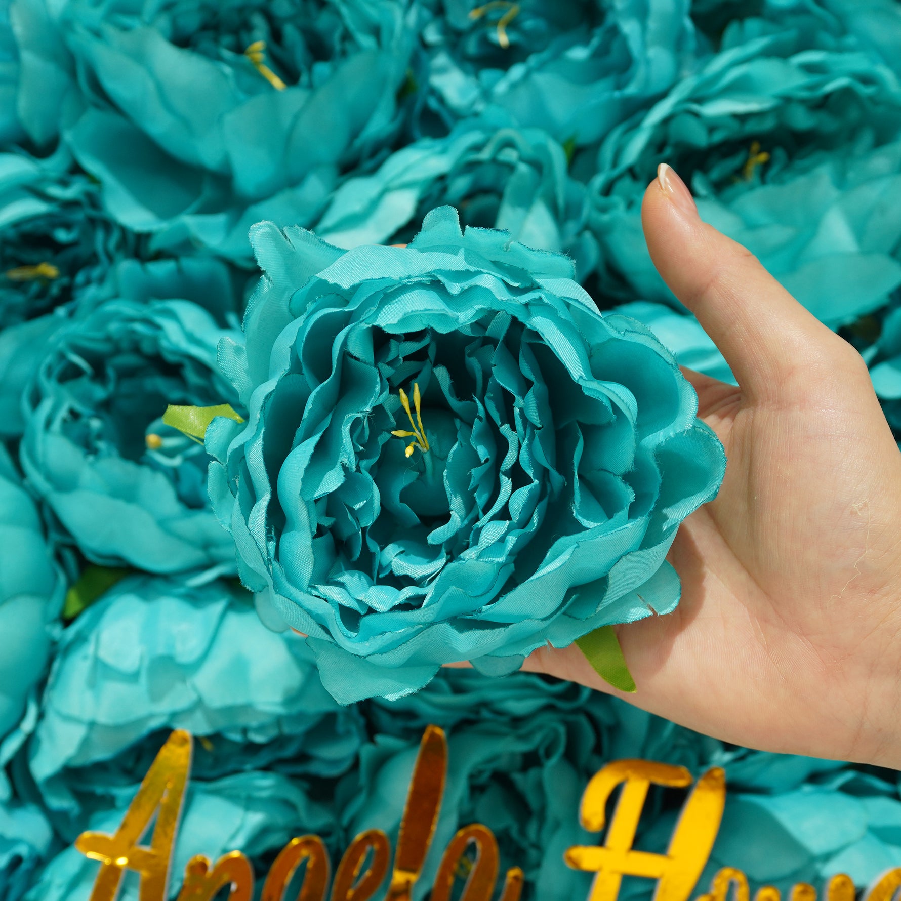 artificial-rose-centerpiece-material
