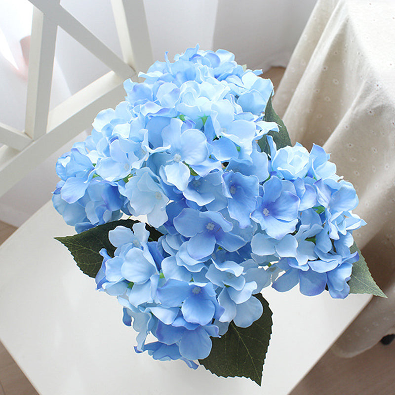 fuchsia_hydrangea_arrangement