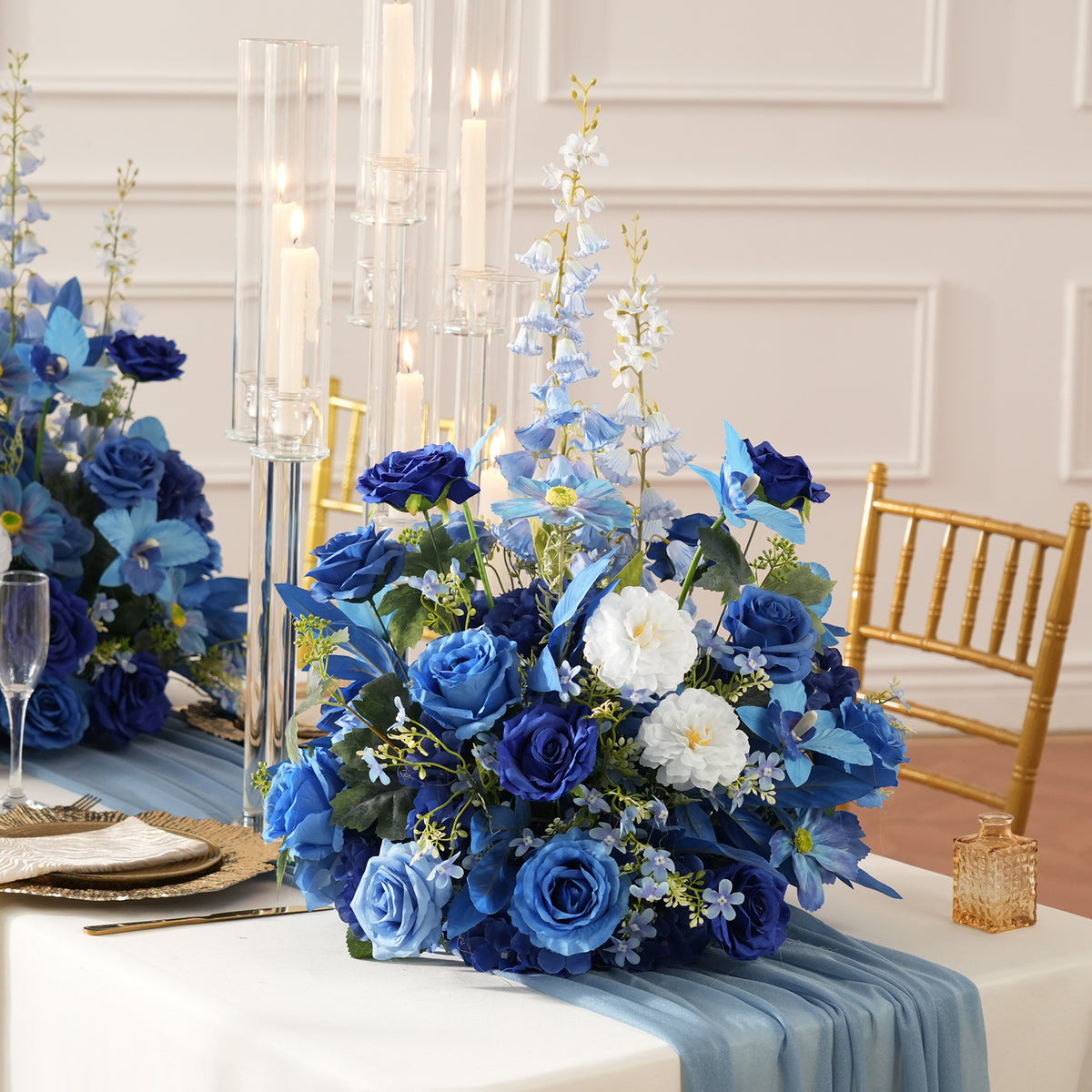 Blue rose and white peony mixed flower table centerpiece for banquet decor