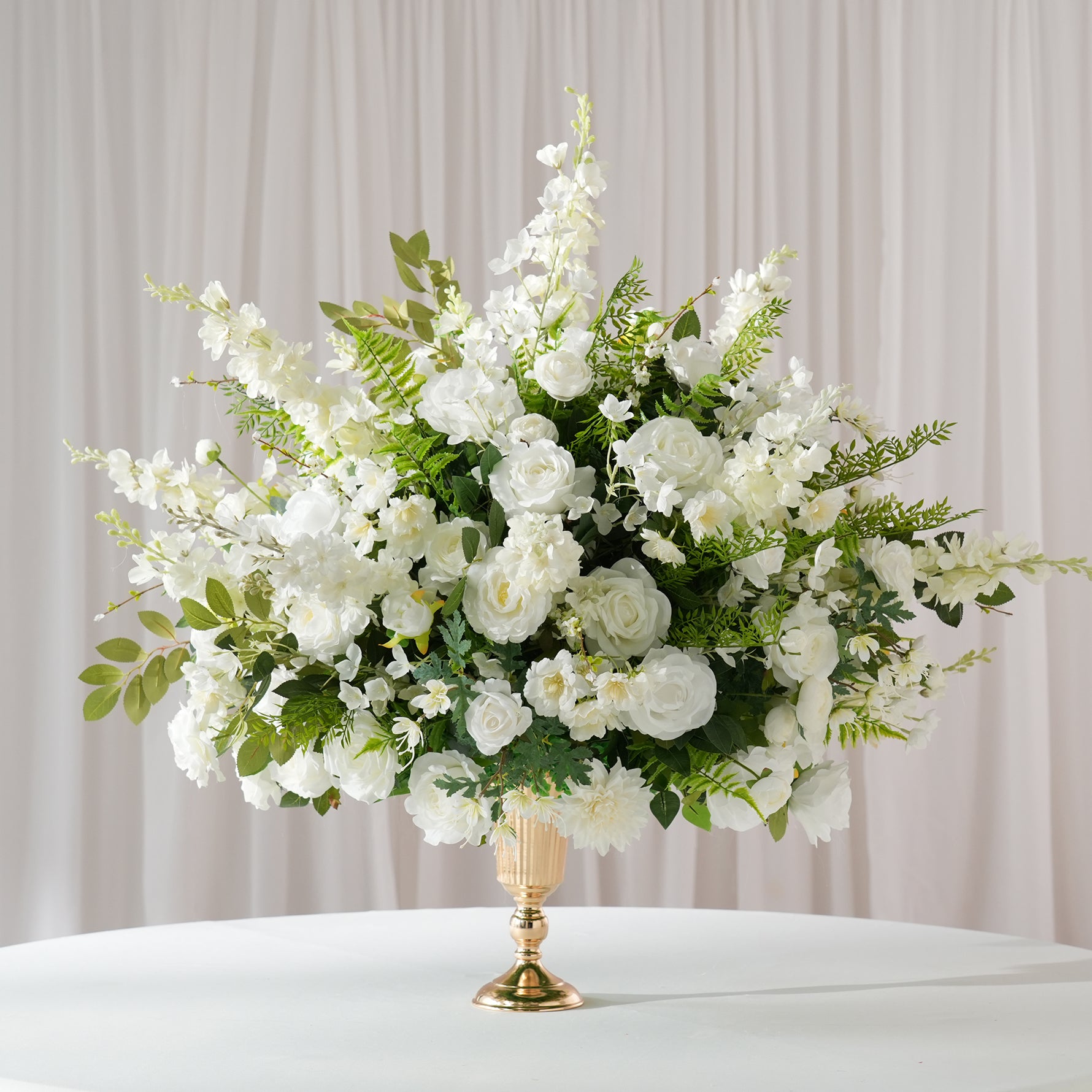 premium-wedding-flower-arrangement