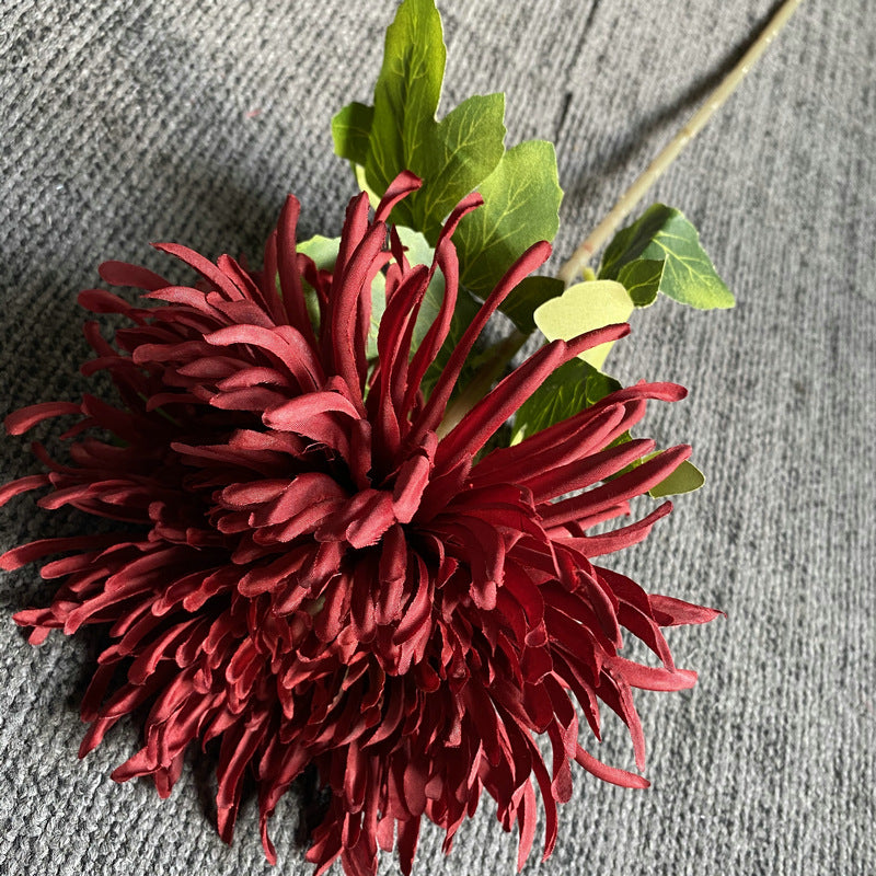 wedding_chrysanthemum_deep_red