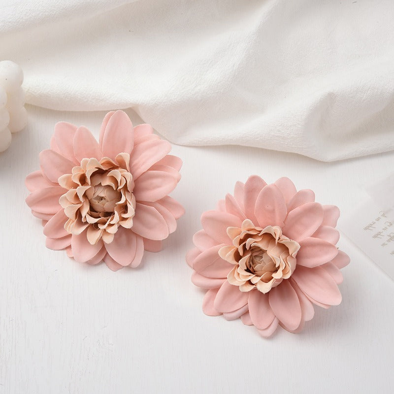 mauve_dusty_purple_dahlia_head