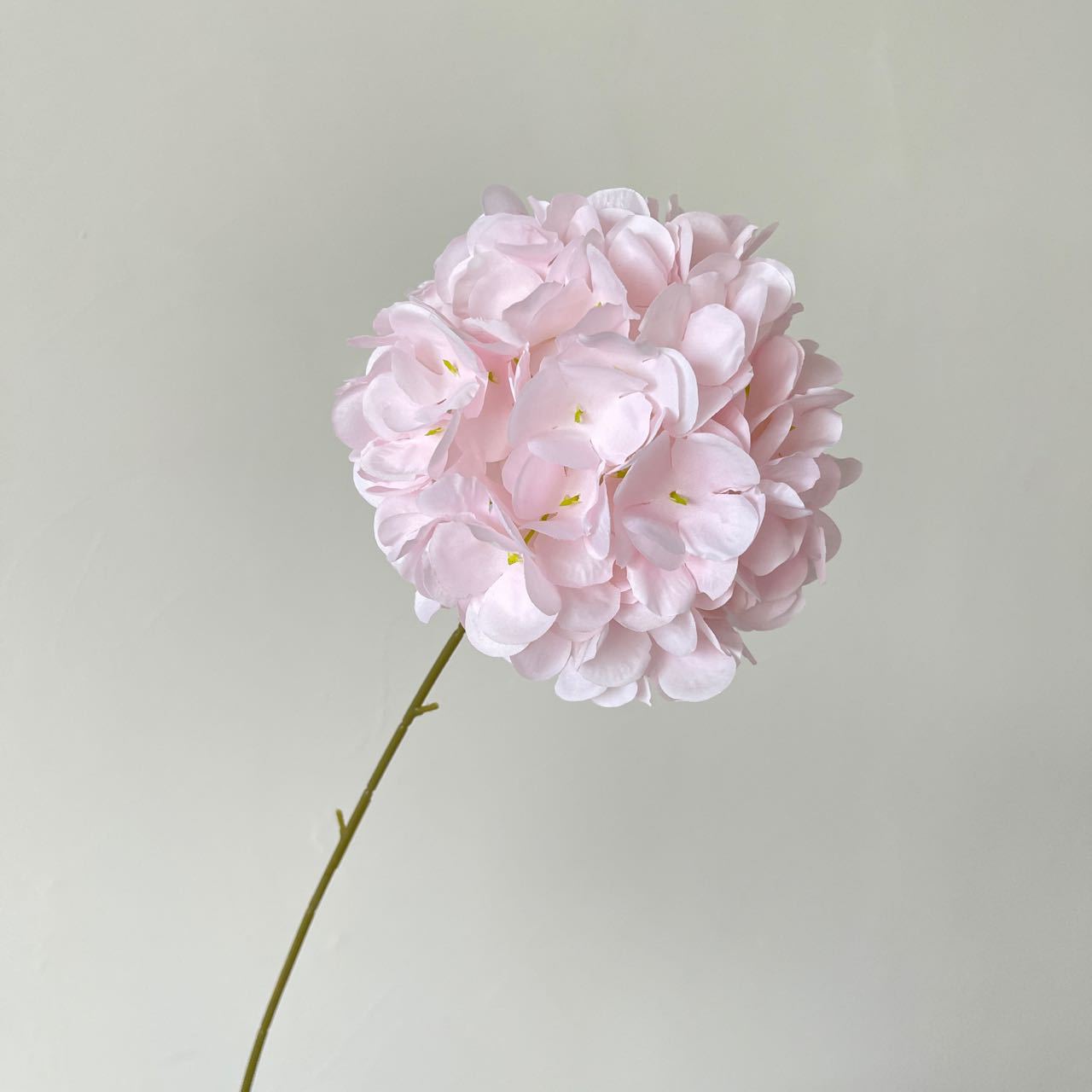 vintage‑muted‑tone‑faux‑hydrangea‑flowers‑collection‑shot