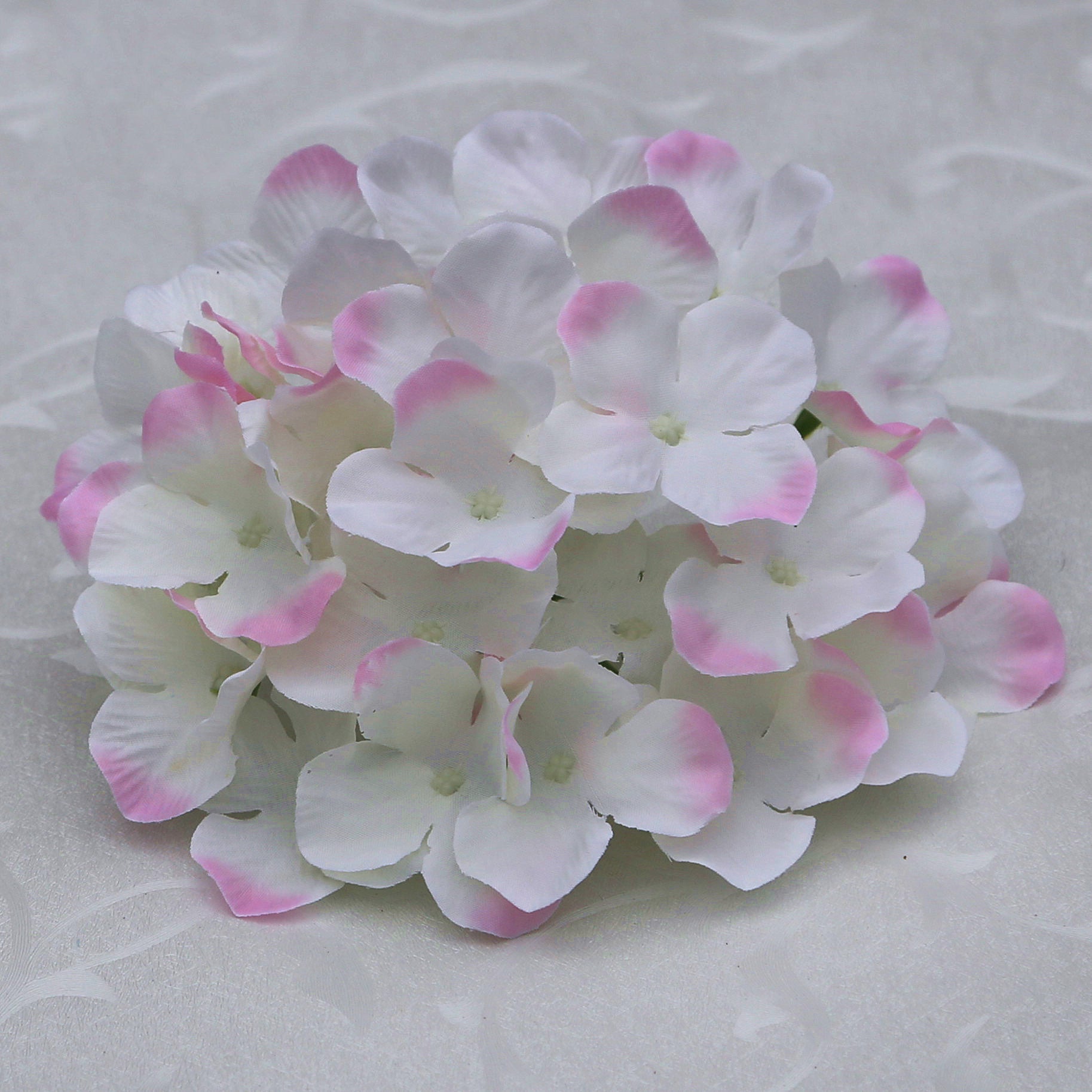 Green Artificial Hydrangea Flowers for Modern Floral Styling