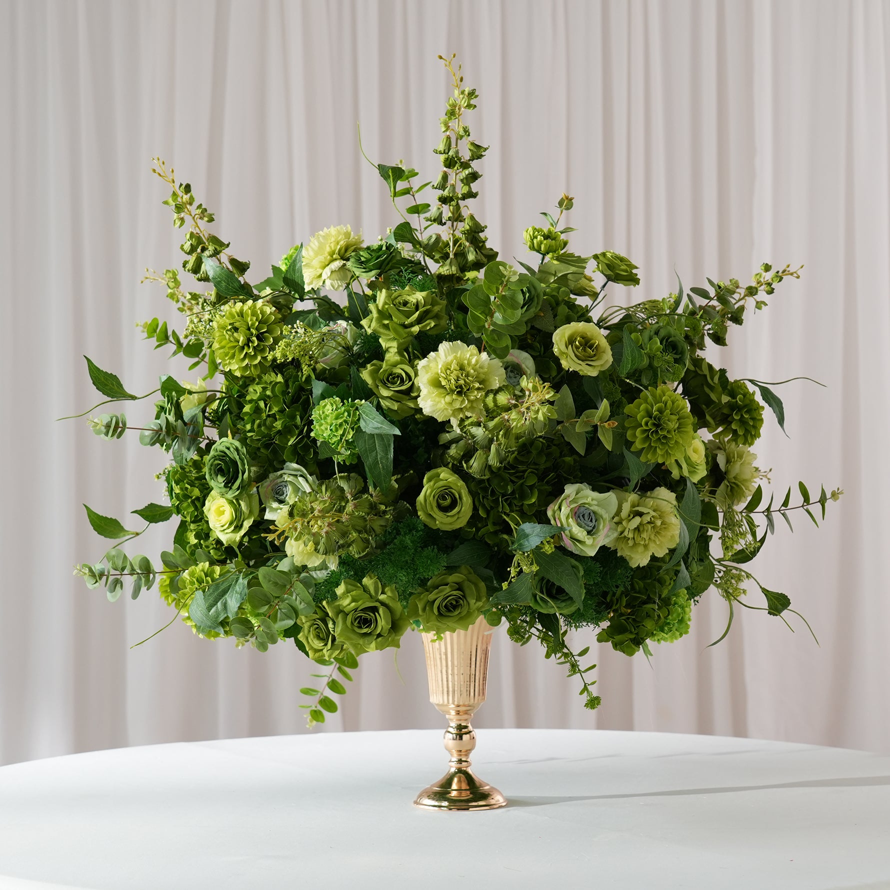 green-rose-flower-centerpiece-table-decoration