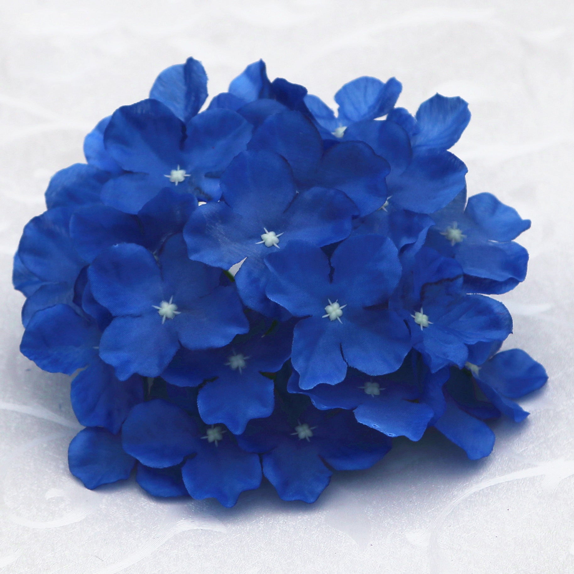 Artificial Hydrangea Bouquet Flowers with Soft Fabric Petals