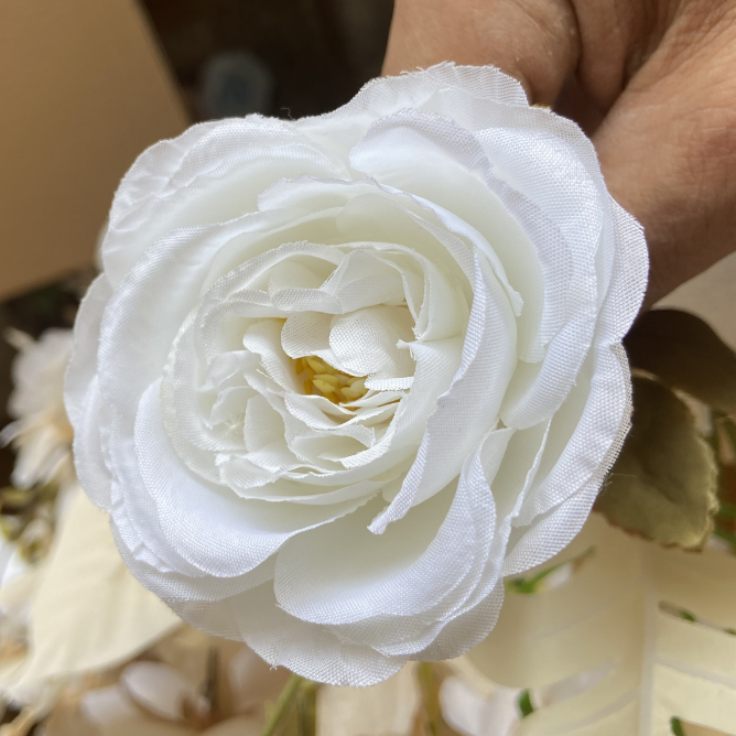 silk_rose_head_table_styling