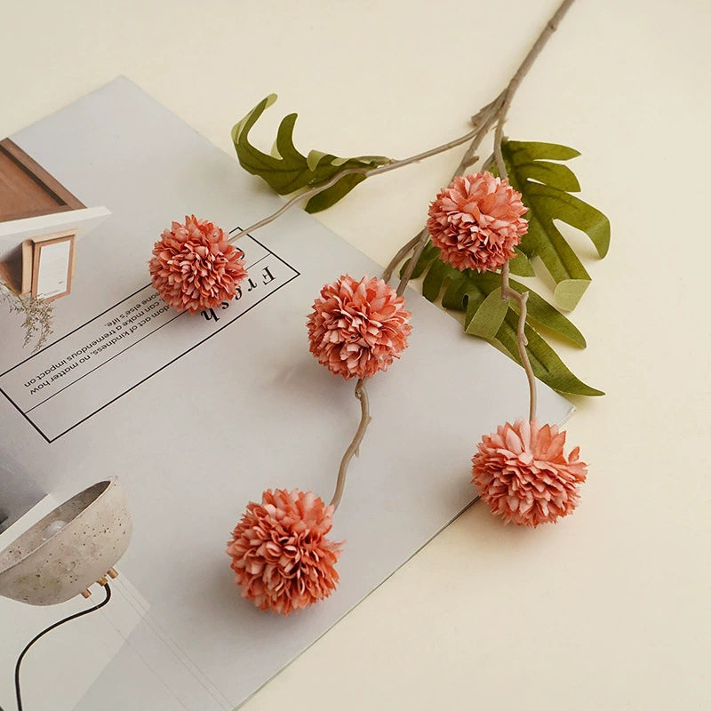 pale_cream_faux_pompom_single_stem