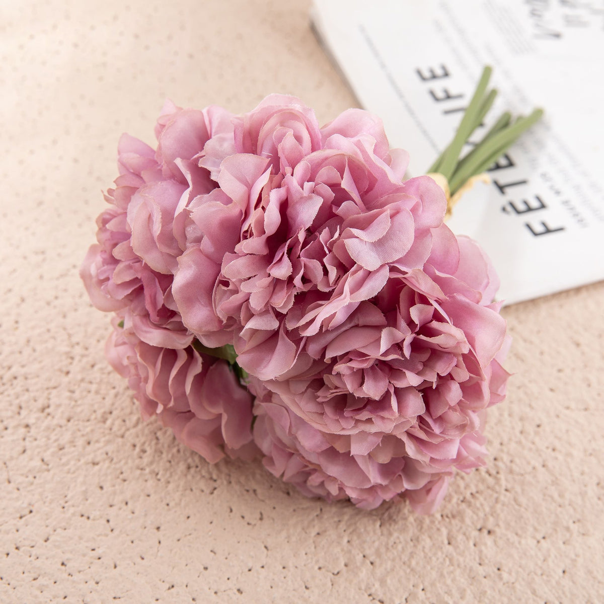 dark_mauve_peony_isolated_bunch