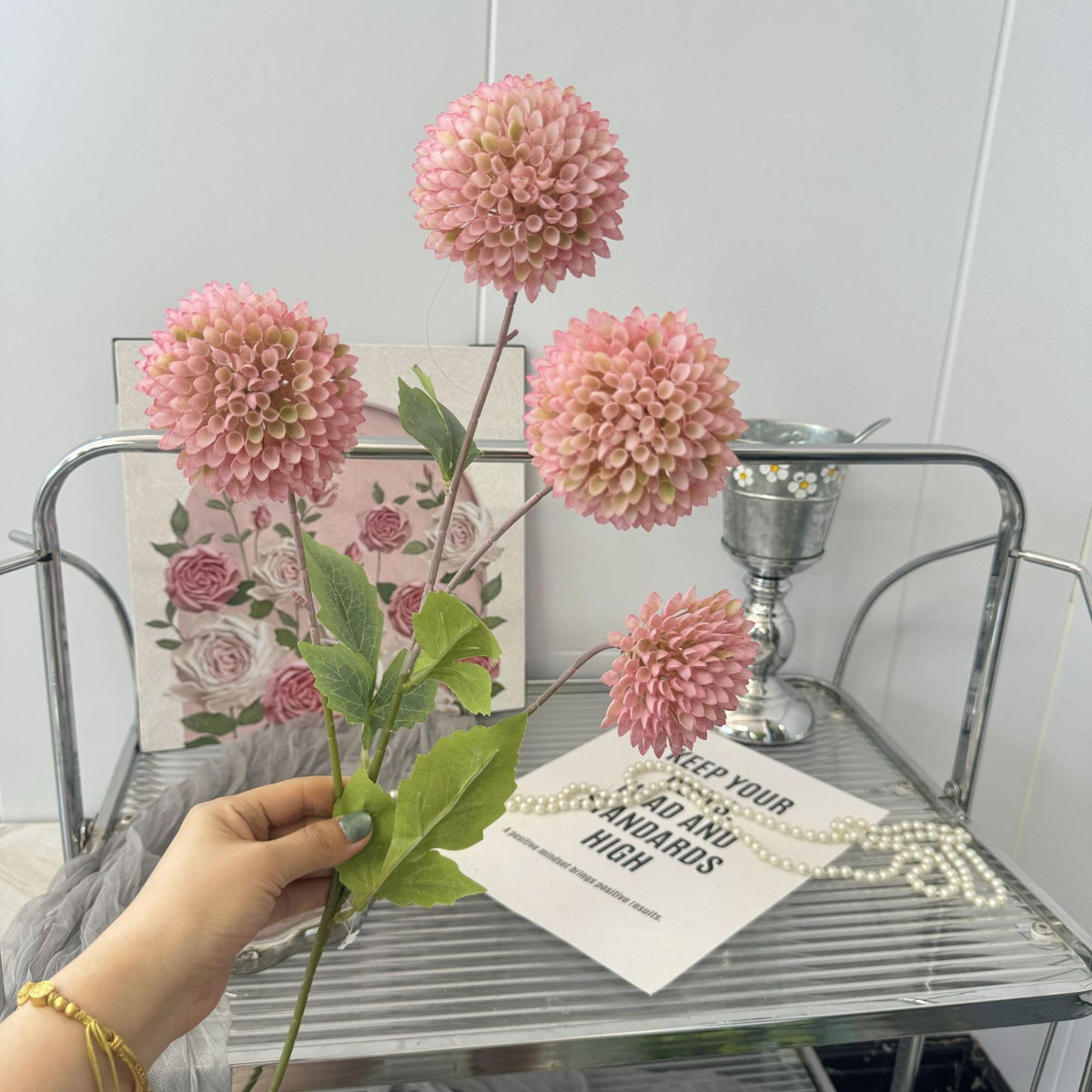wedding_pompom_centerpiece