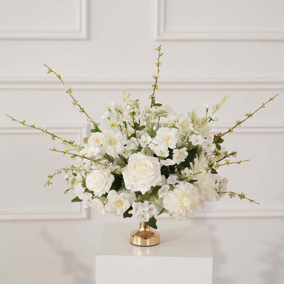 White green floral pack for lakeside outdoor wedding setup