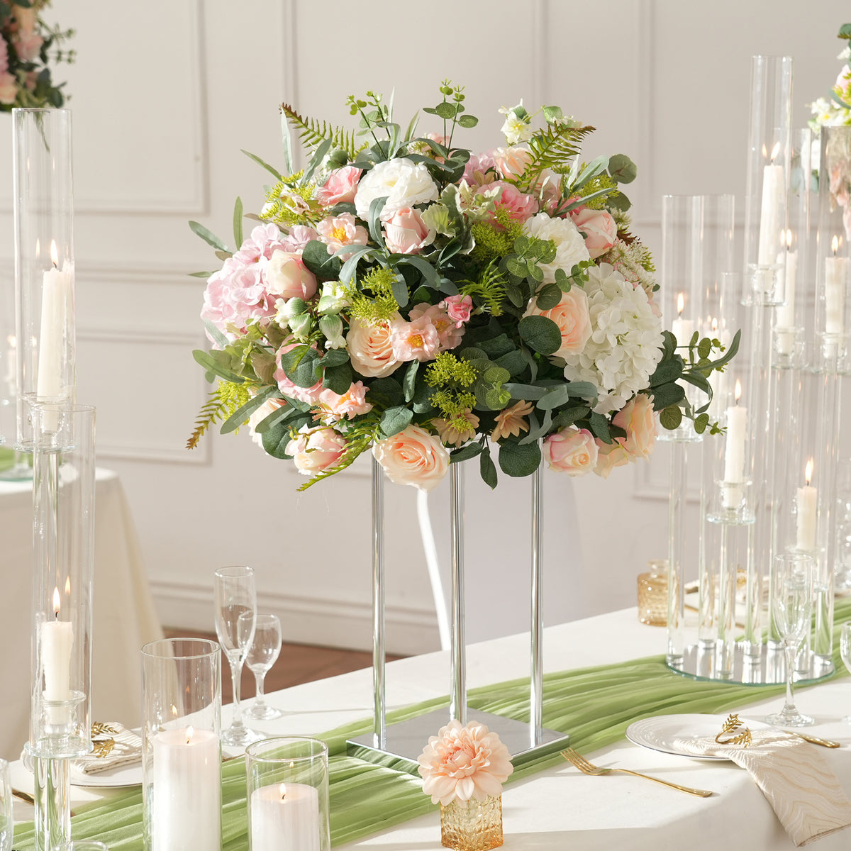 reception_lush_floral_ball