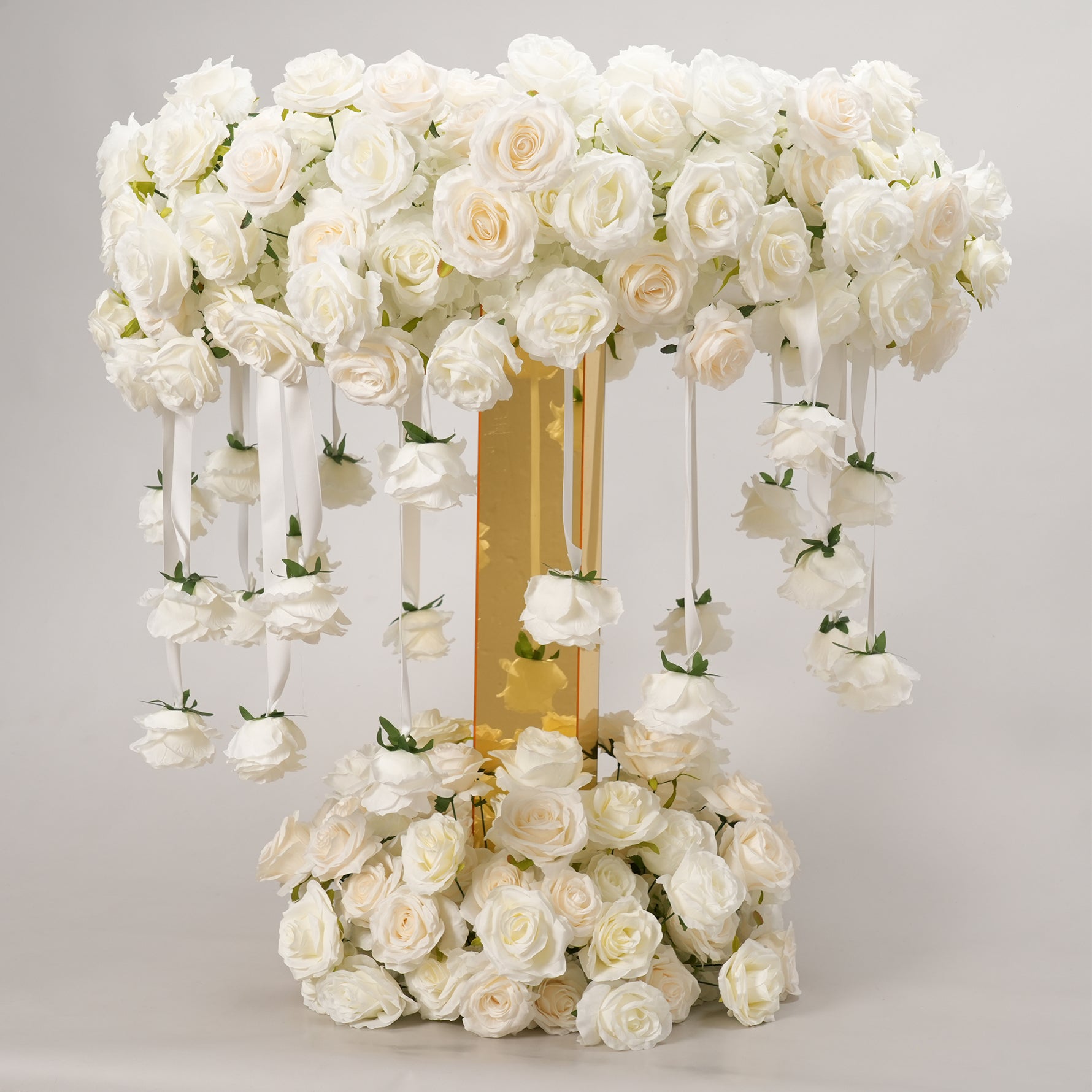 white-flower-wedding-centerpiece