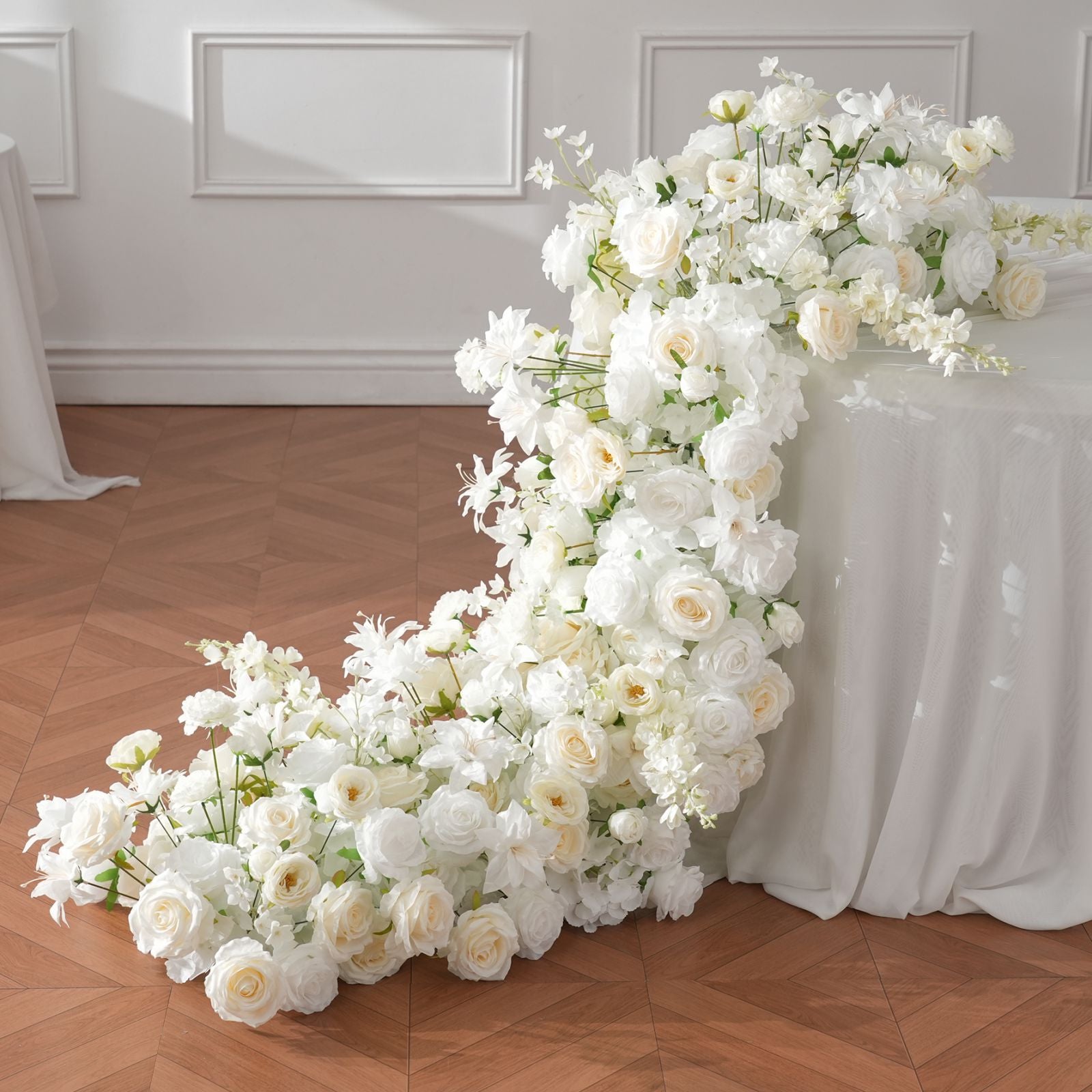 wedding-floral-runner-centerpiece