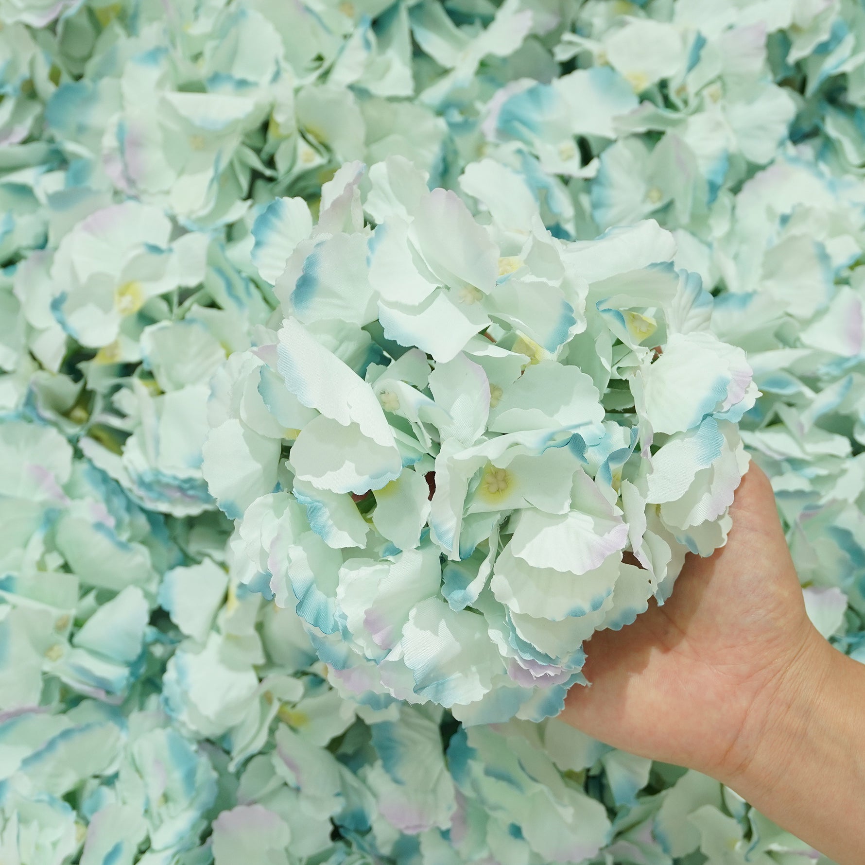 artificial-hydrangea-centerpiece
