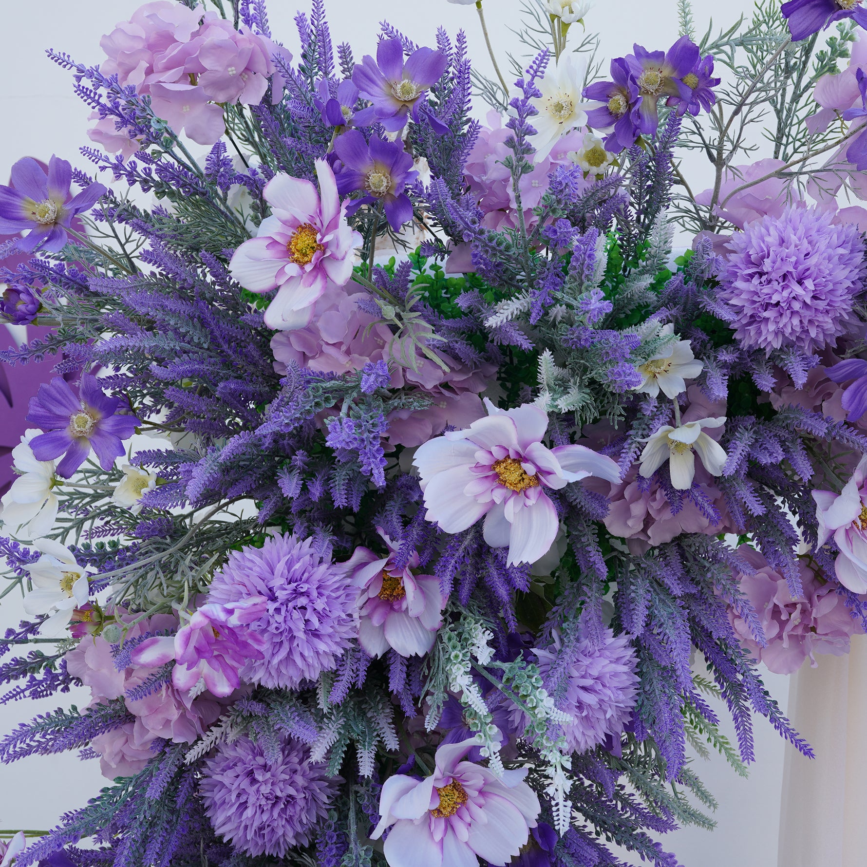 A8838 Purple Lavender Hang Flower Arrangement Floor Row Wedding