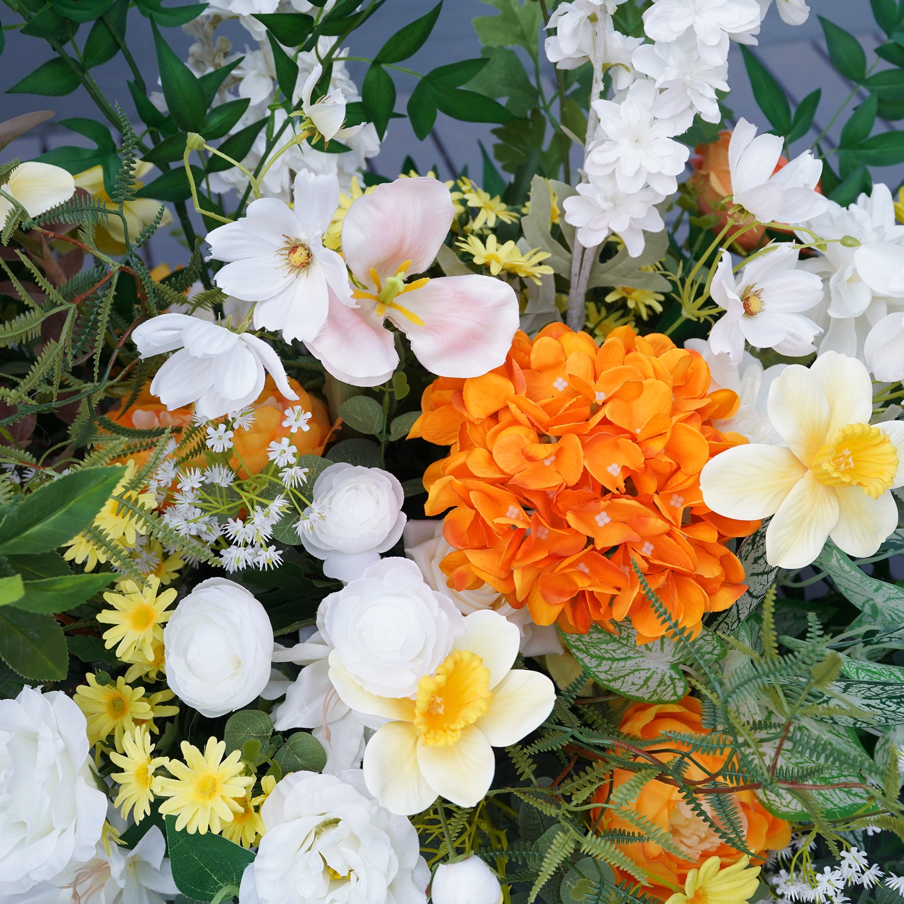A8829 Orange Hydrangea White Flower Leaf Horn Arch Floor Row