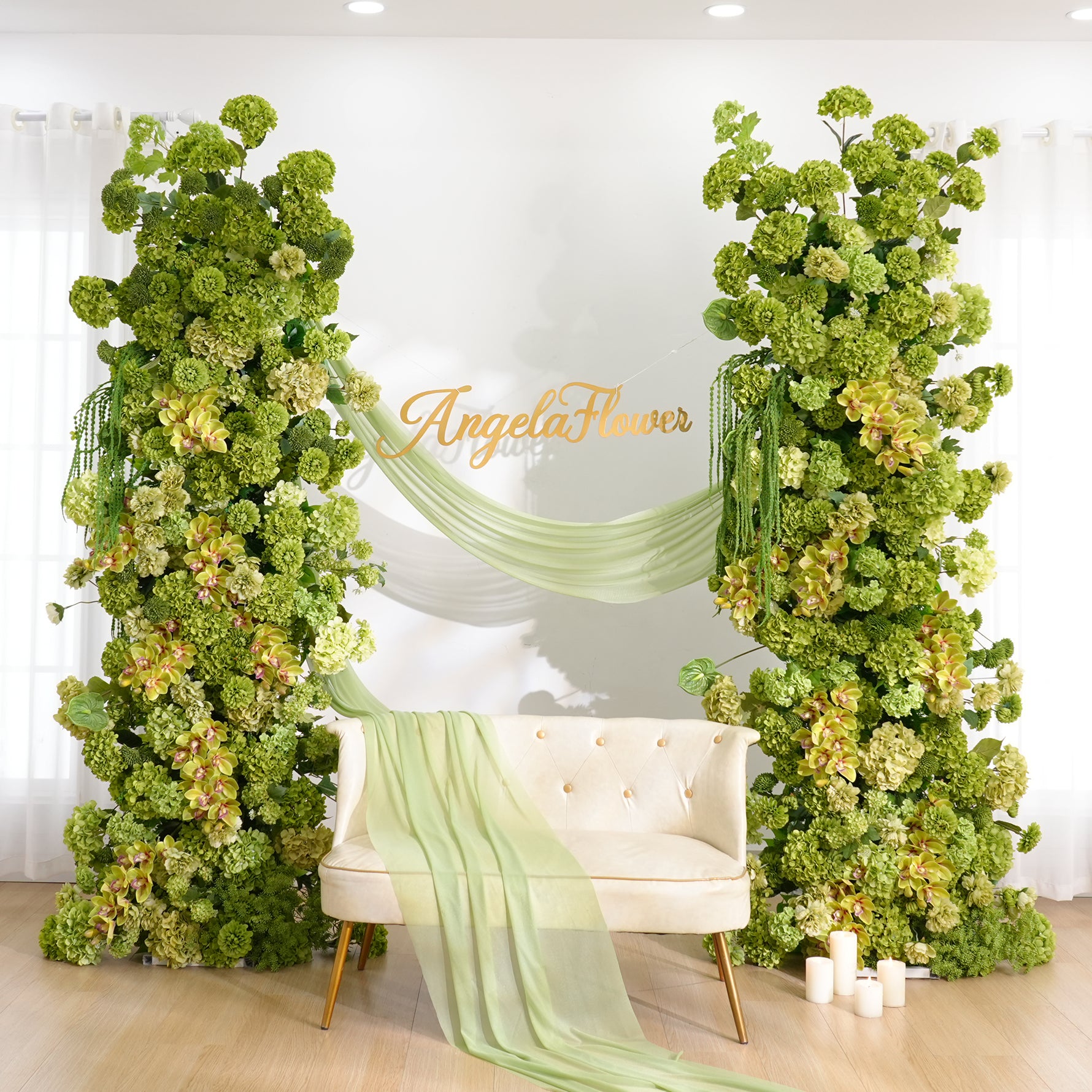 A8879 Green Hydrangea Vine Floral Arrangement KT Board Wedding