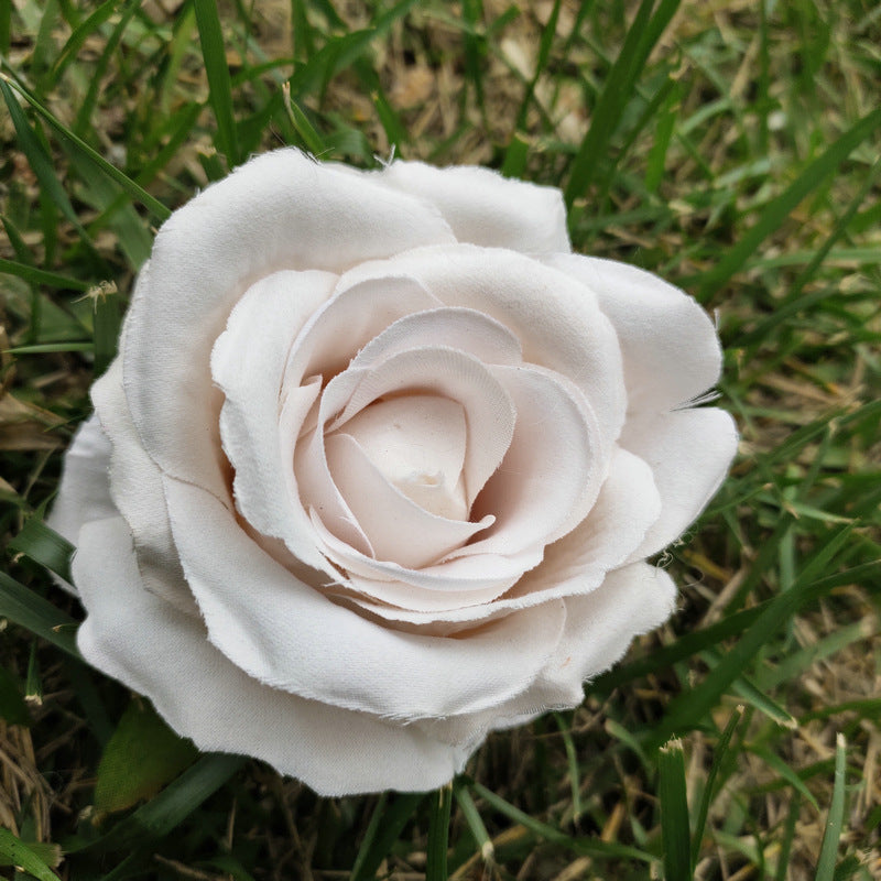 Realistic silk faux rose flower head