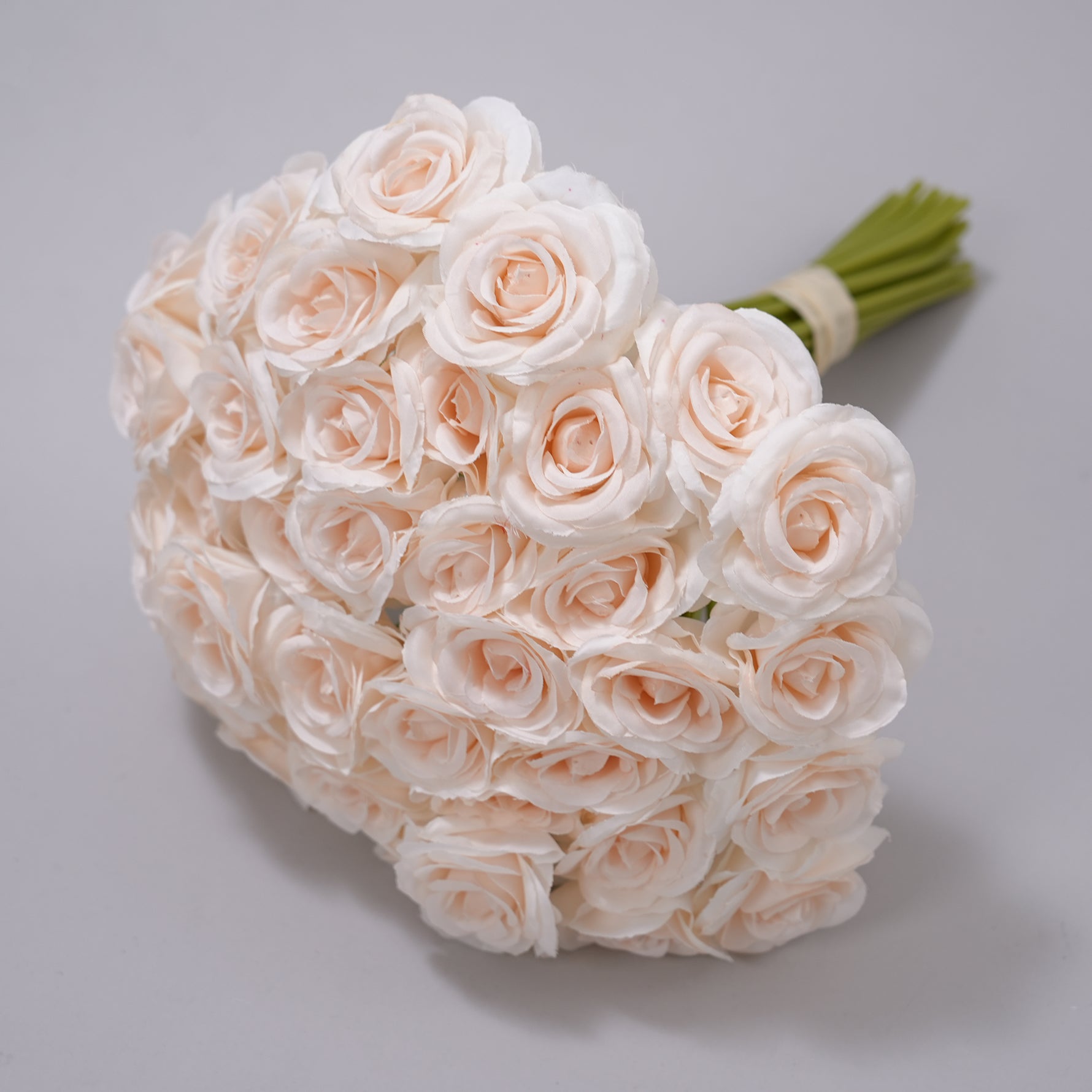 wholesale-artificial-long-stem-rose-flower-supplies