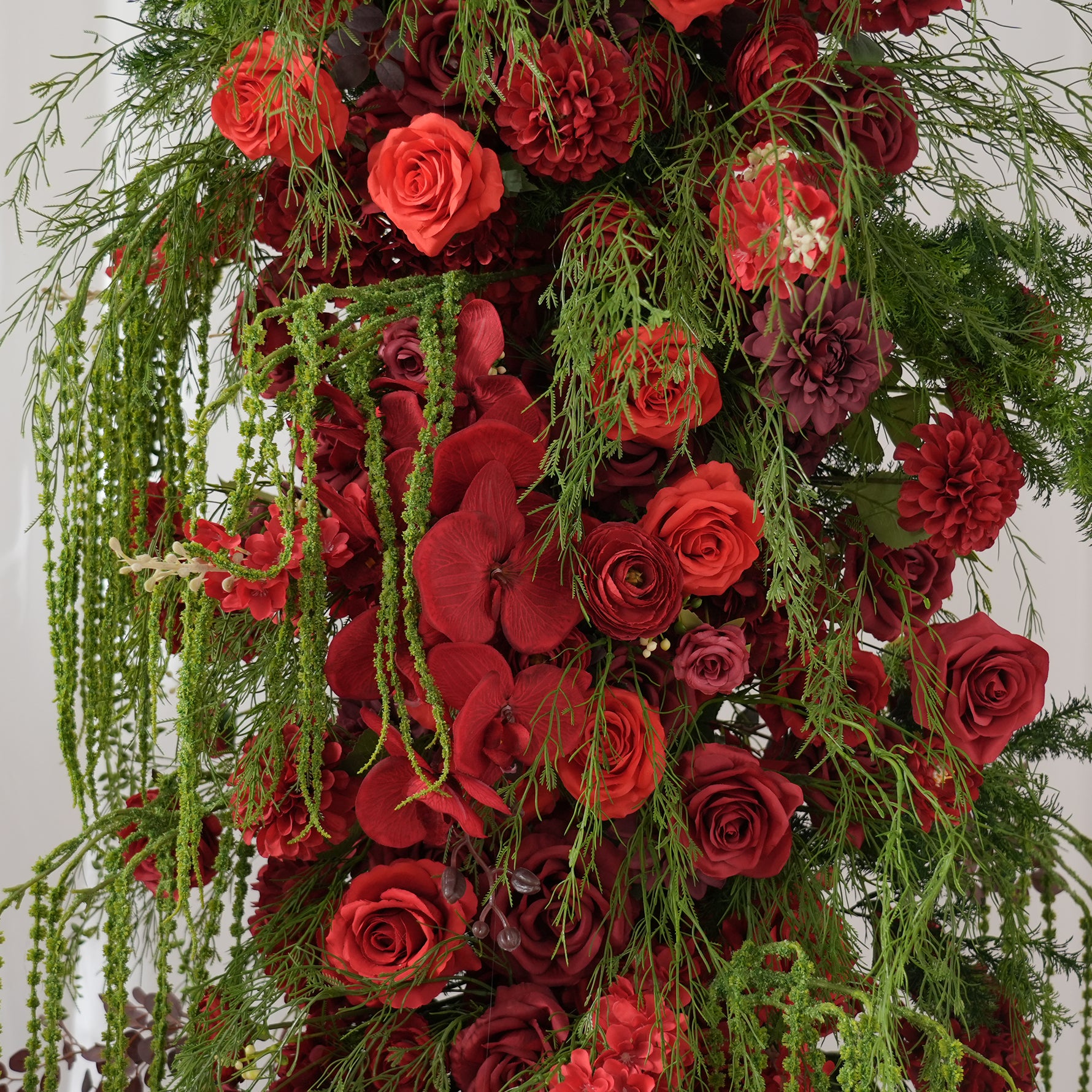A9158 Red Delphinium Vine Flower Arrangement Cloth Base Horn Arch