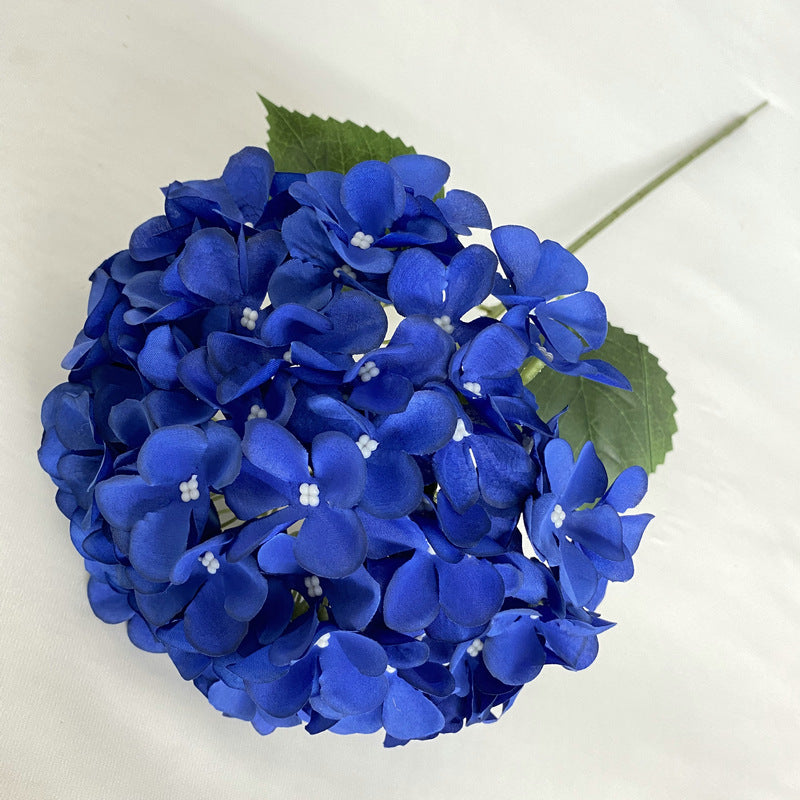 fake-hydrangea-wedding-flower