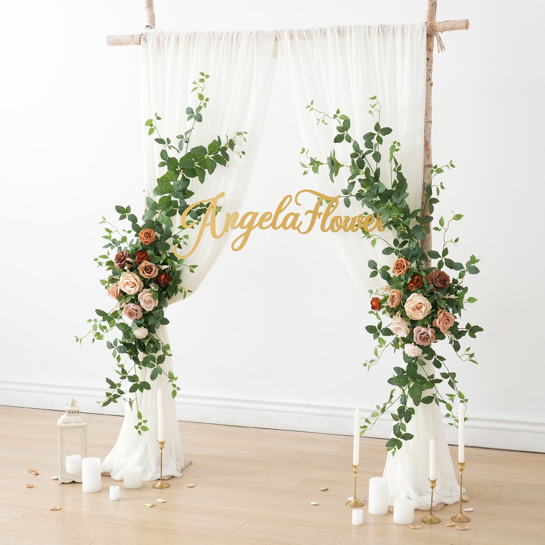 outdoor-garden-wedding-arch-flower-decor
