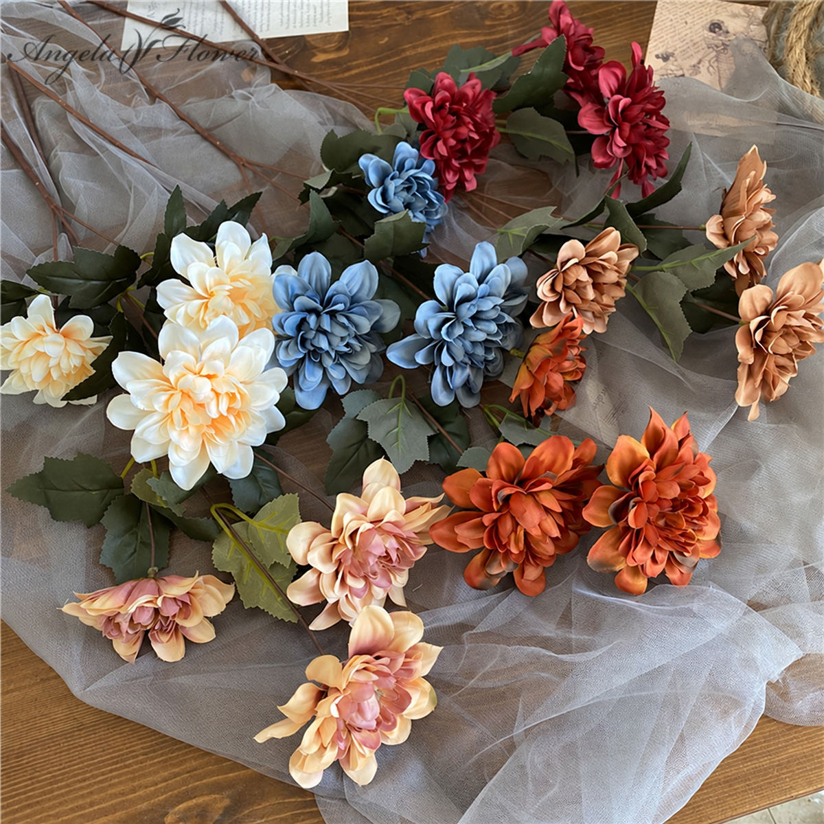autumn_dahlia_vase