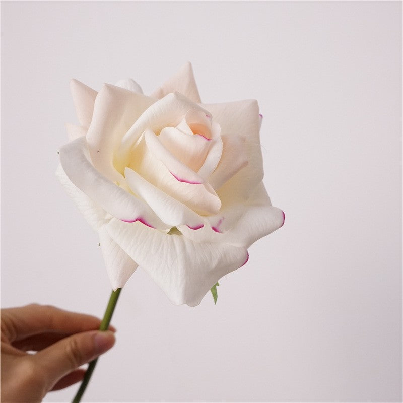 burgundy_plum_rose_flower_bunch_vase