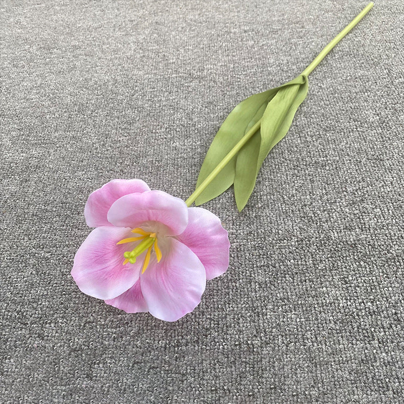 realistic‑open‑artificial‑tulip‑petal‑texture‑detail