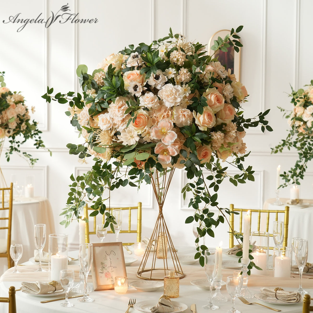 champagne_peach_wedding_centerpiece