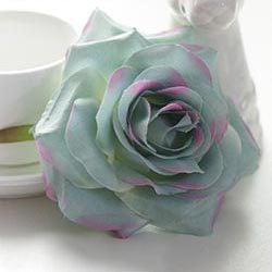 two-tone-artificial-rose-bloom-gift-packaging
