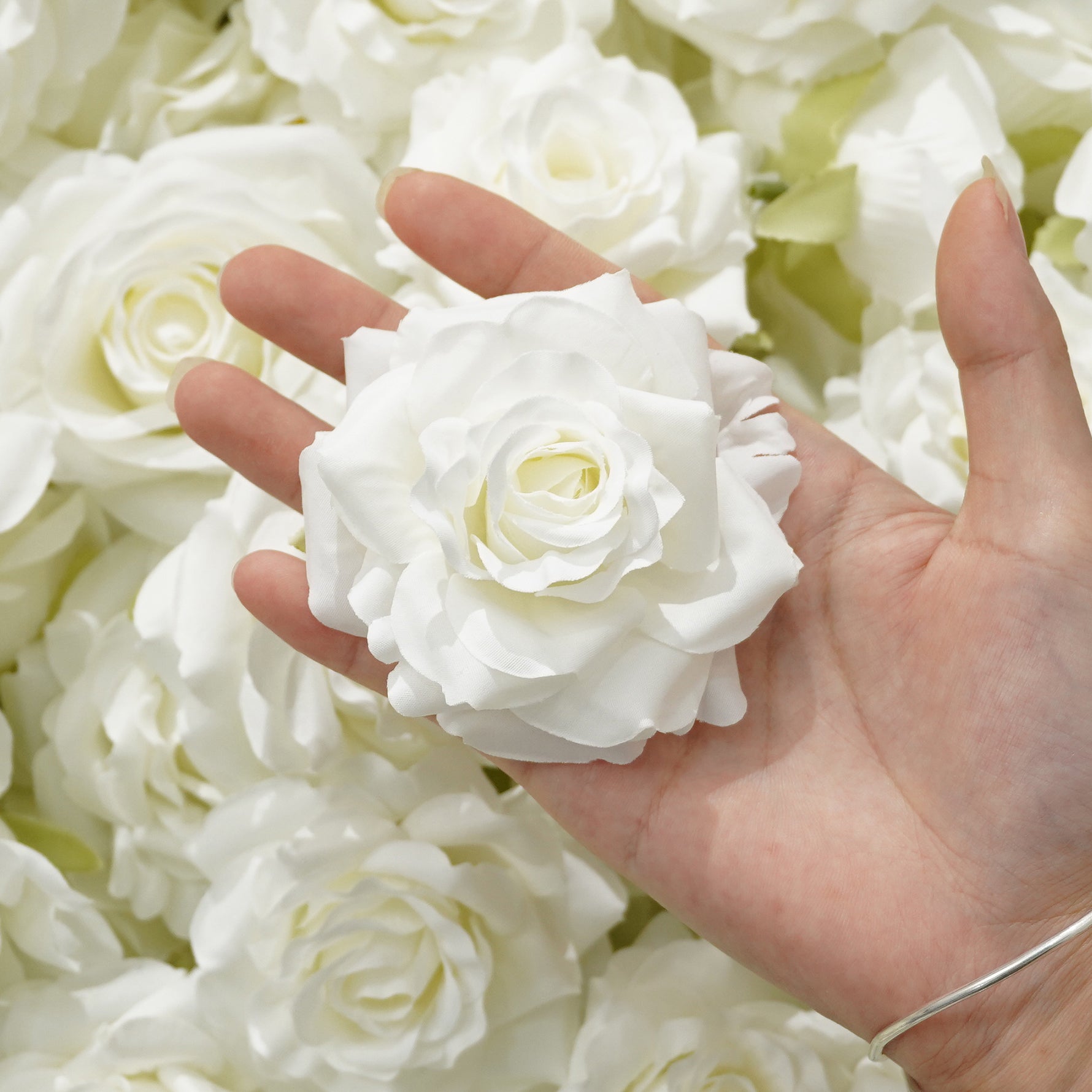 ivory-silk-rose-7cm-hand-size-display