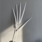 artificial‑pampas‑spike‑stems‑photo‑frame‑table‑scene