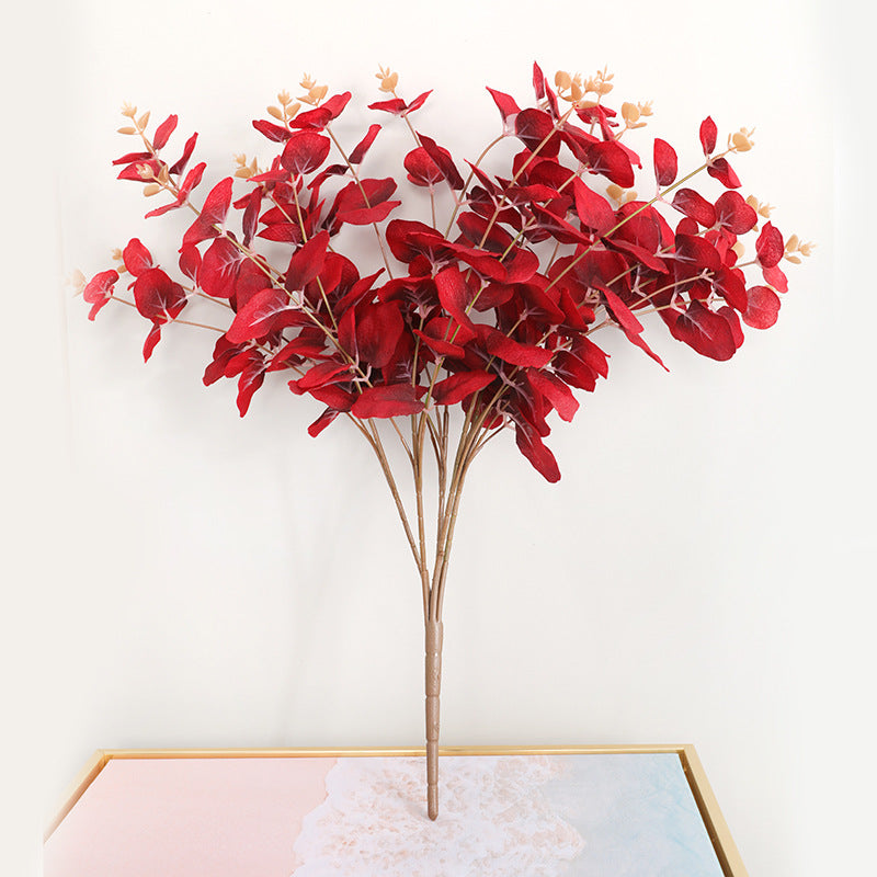 faux_eucalyptus_event_backdrop