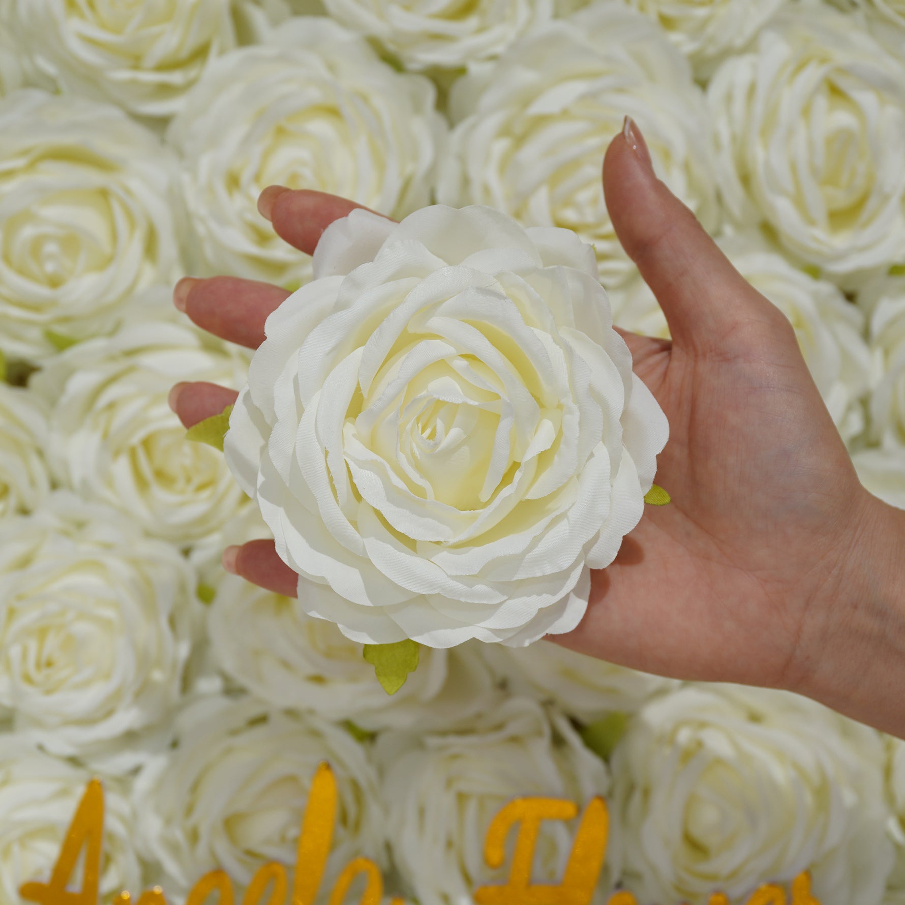 mixed‑pastel‑faux‑rose‑blooms‑tray‑display‑product‑layout