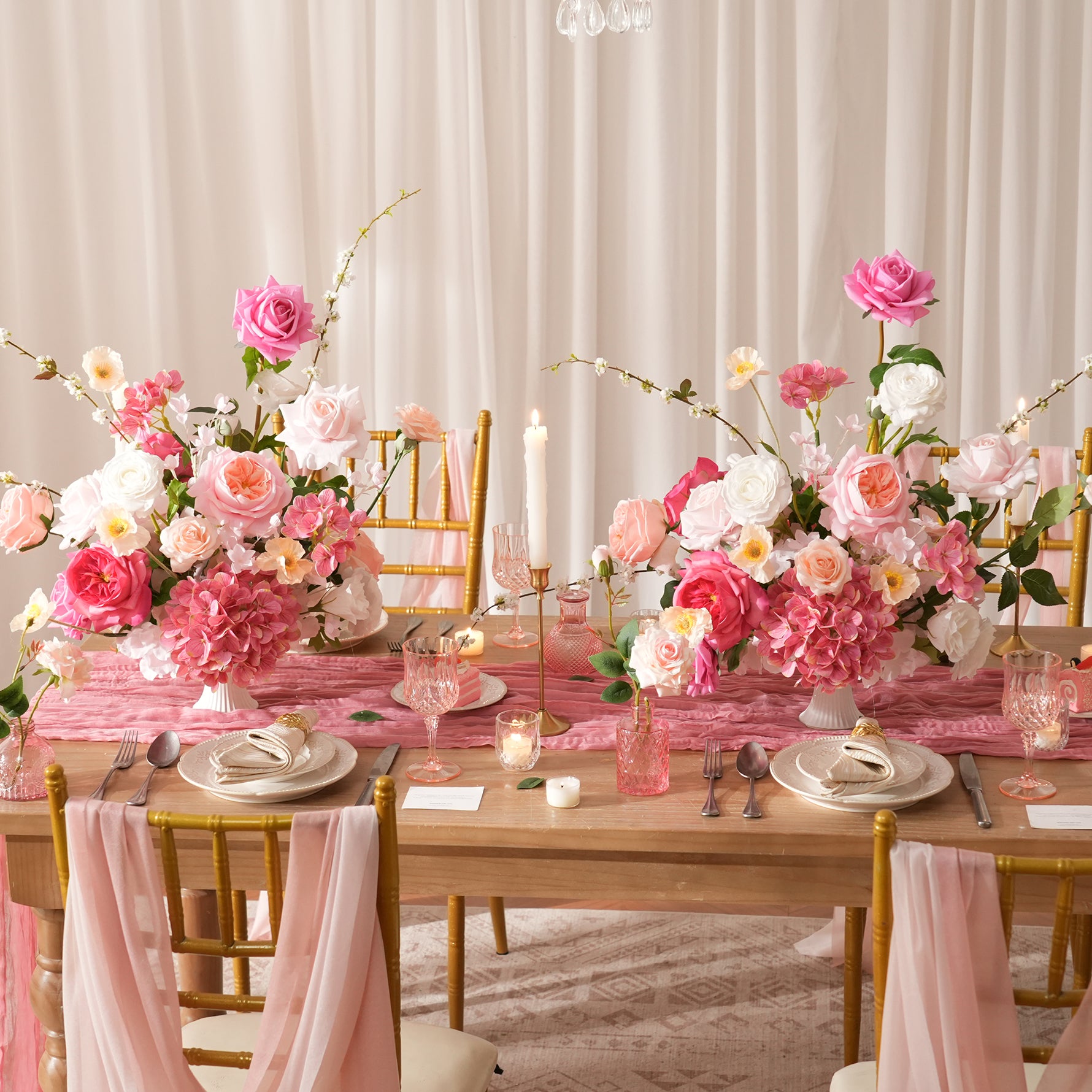 floral arrangement for wedding reception table