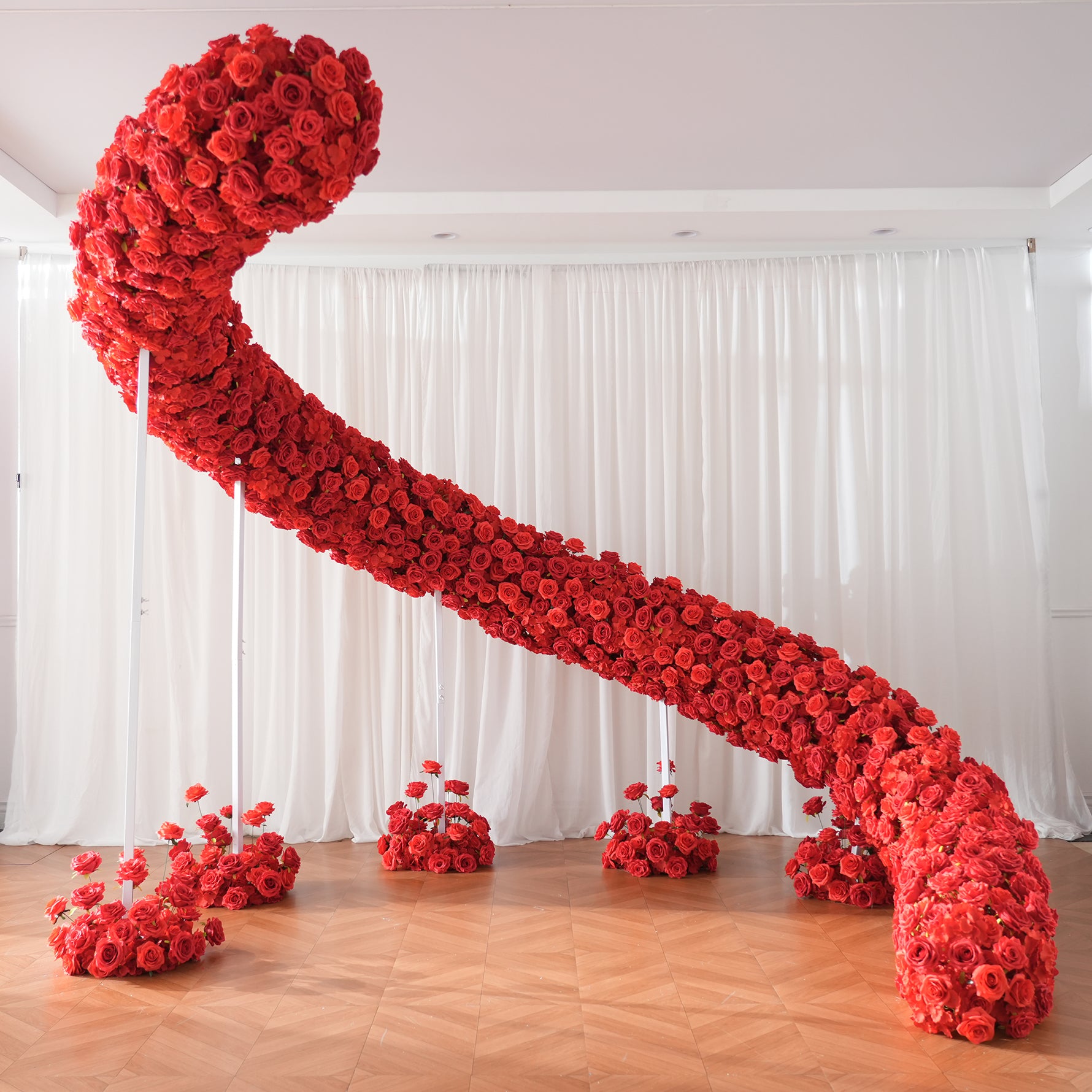 A9092 Artificial Red Rose Rotating Shape Flower Arrangement
