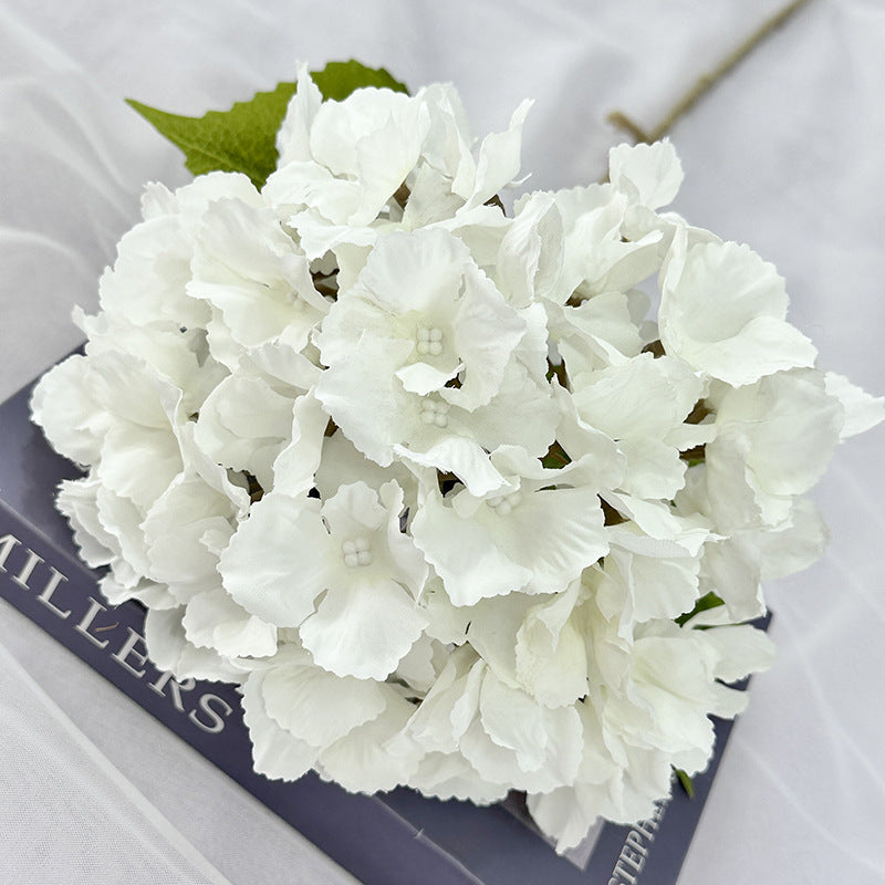 hydrangea-event-decor-flower
