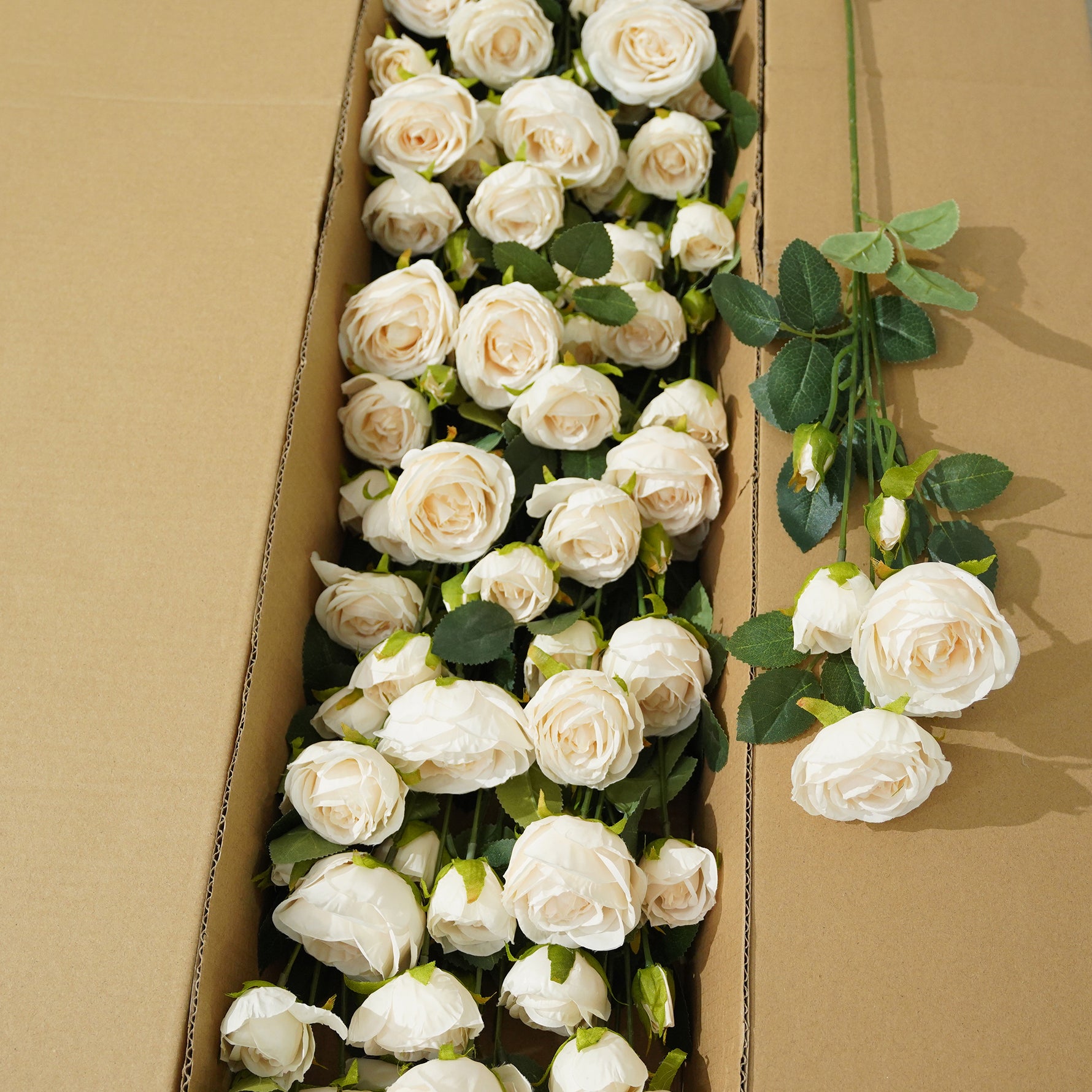 realistic-silk-austin-rose-with-leaves
