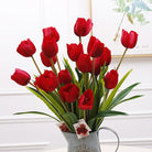 scarlet_tulip_kitchen_table_styling