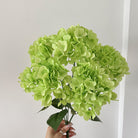 white-faux-hydrangea-bulk-decoration-material
