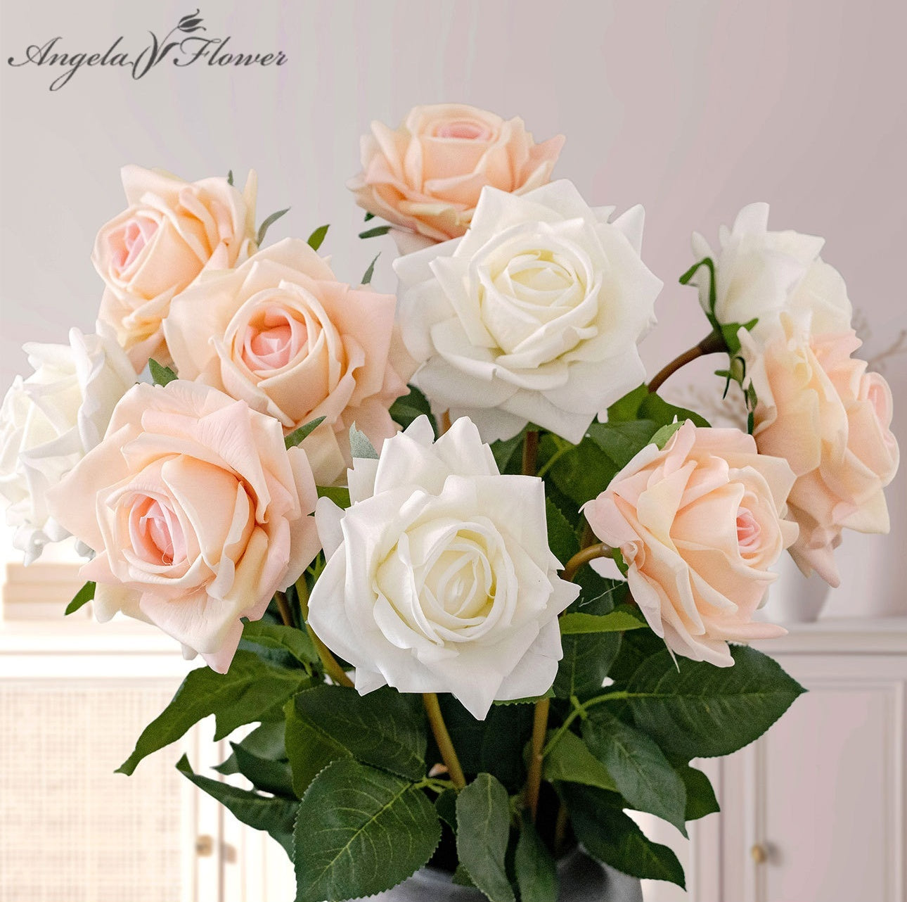 cream_white_rose_stem_close_view
