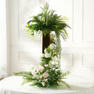 Tiny white daisy flowers for table arrangement