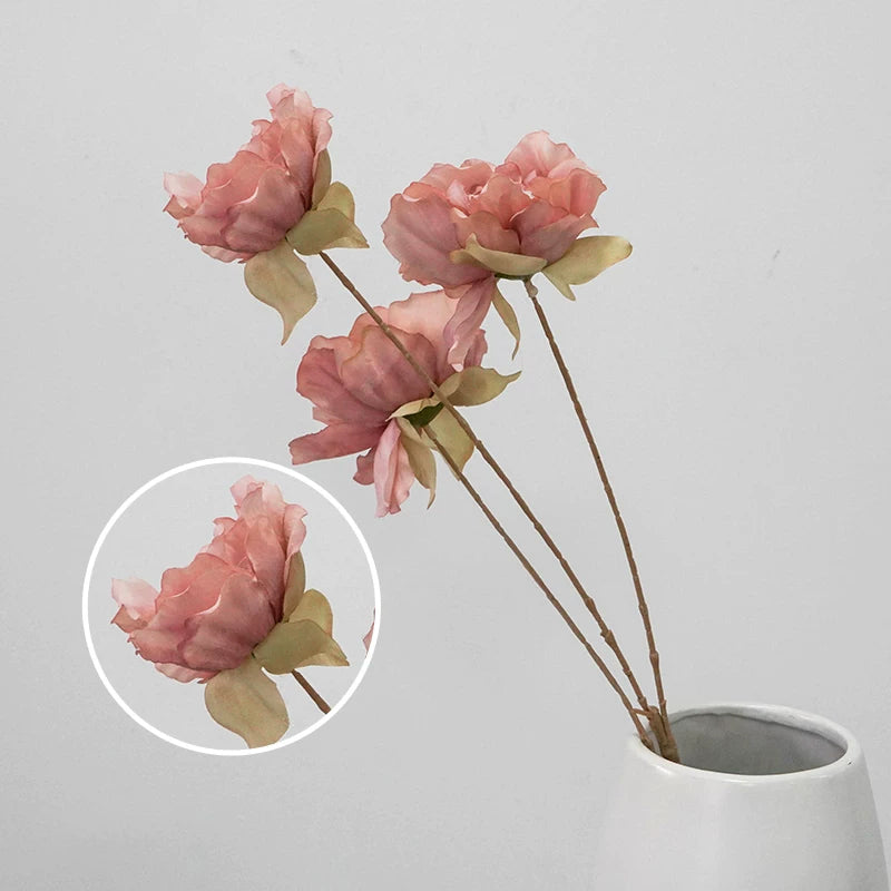 lifestyle_gold_rack_peony_styling