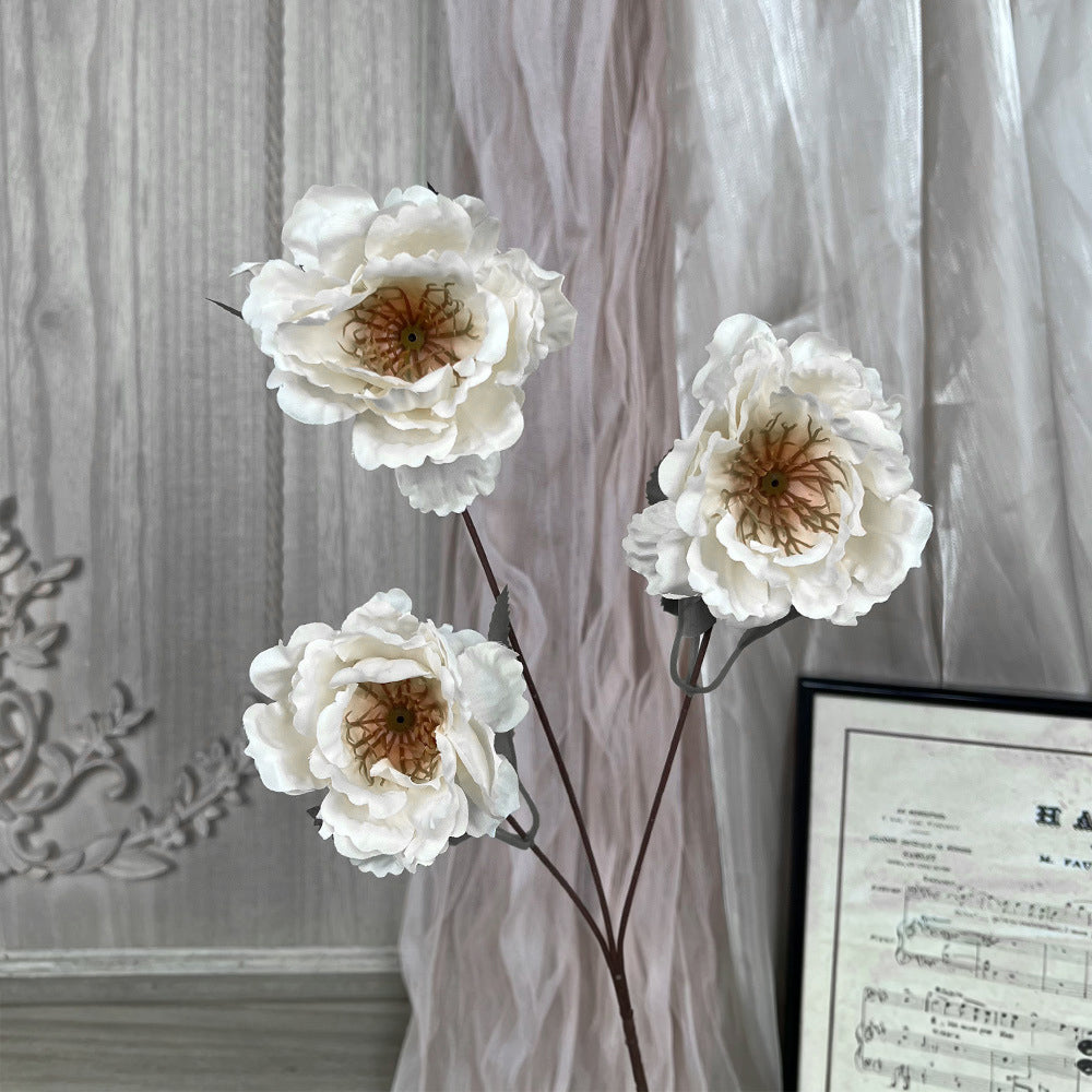 burgundy_silk_gardenia_on_linen_backdrop